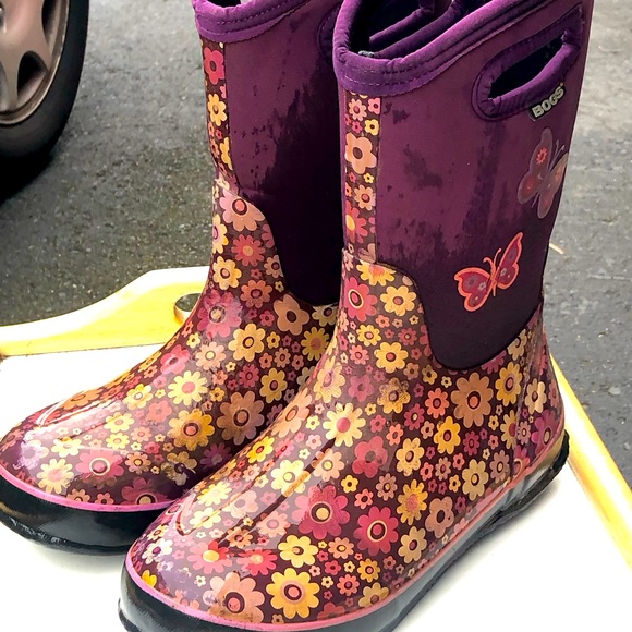 Bogs Classic High Daisy Love Me Purple Kids Waterproof -30 Deg F Boots Size 39/6 - Picture 1 of 11